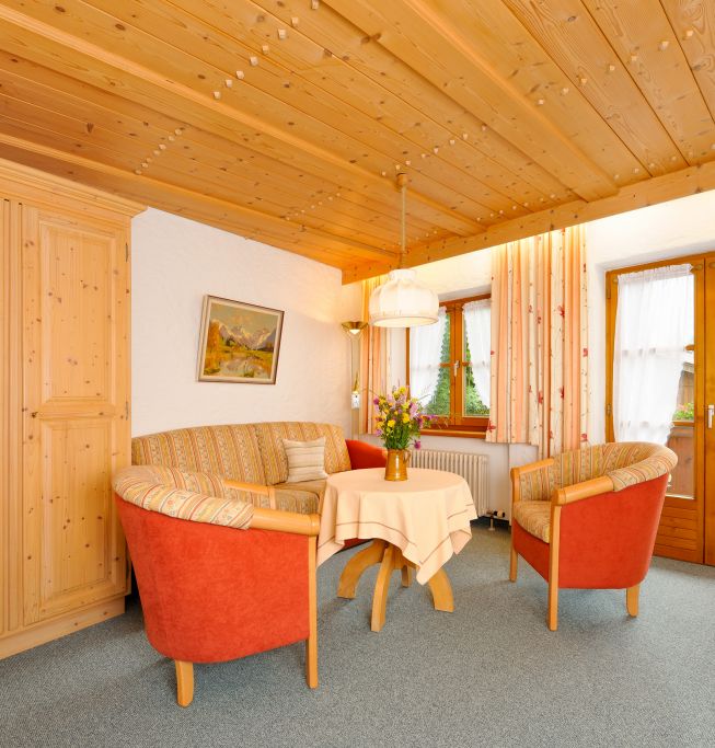 Oberstdorf Ferienwohnung Nr. 5 Wohnzimmer